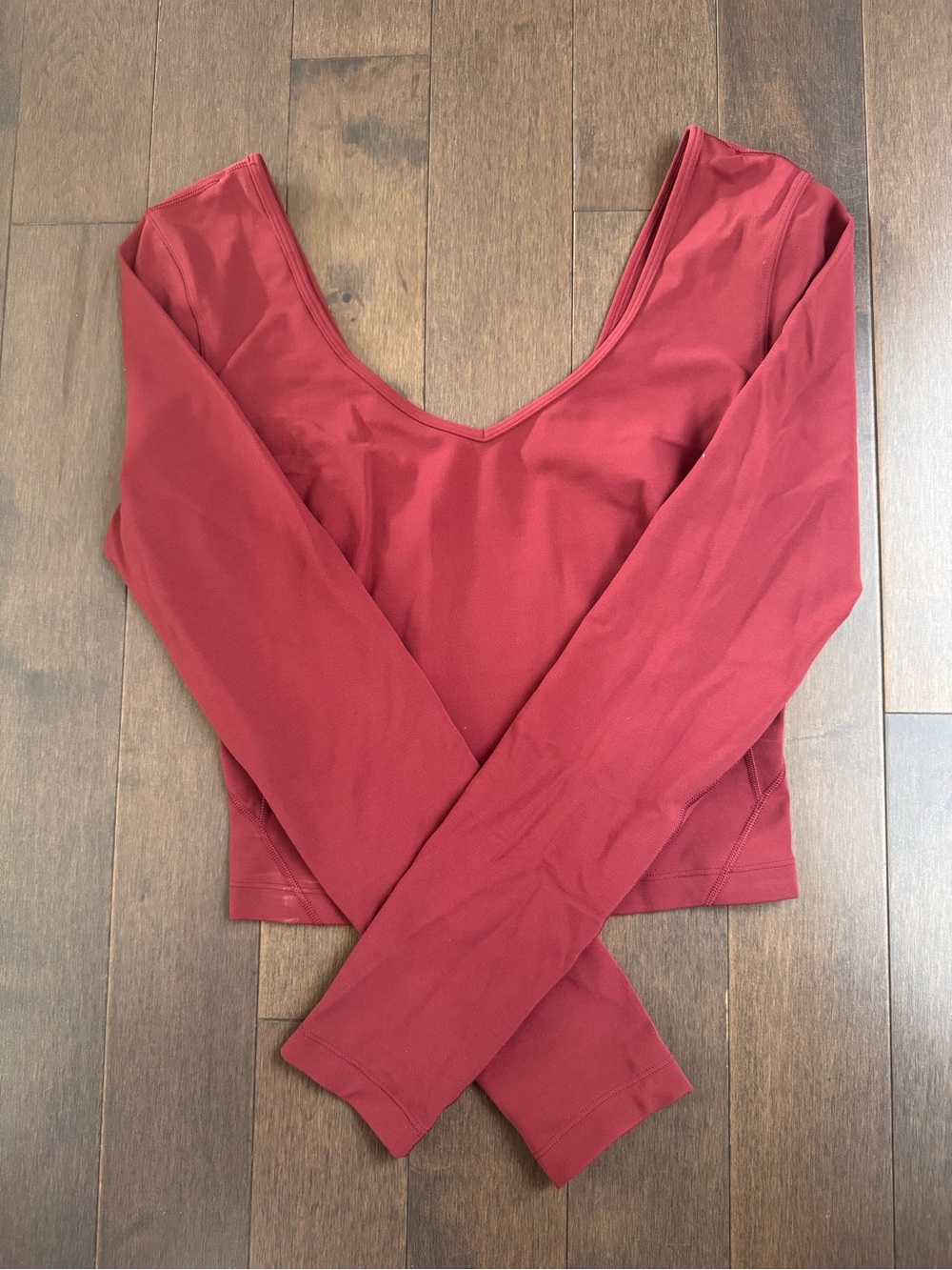 lululemon athletica Long Sleeve V-Neck Crop Top in Deep Red